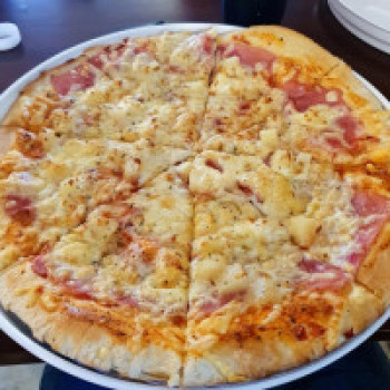 Kikötő Pizzéria